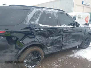 2019 Land Rover Discovery SE with VIN SALRG2RV2K2401725, listed as a IAAI auction lot 41588802 with 84,016 mi miles and . Bid and sale history available at DreamBid. Image 6.
