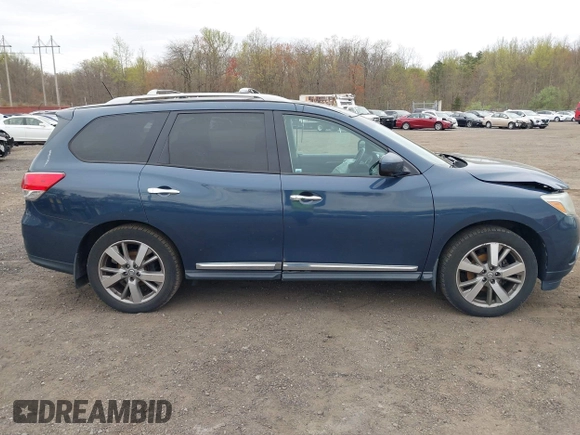 2014 Nissan Pathfinder SL with VIN 5N1AR2MM5EC703470, listed as a IAAI auction lot 42075929 with 124,920 mi miles. Bid and sale history available at carsss.com. Image 13.