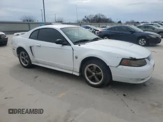 2004 Ford Mustang Standard with VIN 1FAFP40404F117554, listed as a Copart auction lot 89285955 with 140,000 mi miles and Clean Title. Bid and sale history available at carsss.com. Image 4.