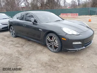 2010 Porsche Panamera S with VIN WP0AB2A71AL065137, listed as a IAAI auction lot 41810807 with 159,385 mi miles. Bid and sale history available at carsss.com. Image 1.