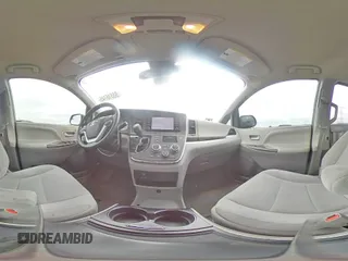 2018 Toyota Sienna LE Auto Access Seat with VIN 5TDKZ3DC4JS910687, listed as a Copart auction lot 55516745 with 67,943 mi miles and Salvage title. Bid and sale history available at DreamBid. Image 16.