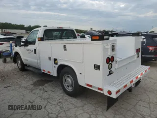 2011 Ford F-250 XL z VIN 1FDBF2A67BEC47393, wystawiony jako Copart lot #55200095 z przebiegiem 65 588 mil mil oraz Szkoda całkowita • Salvage title. Historia ofert i sprzedaży dostępna na DreamBid. Obrazek 2.