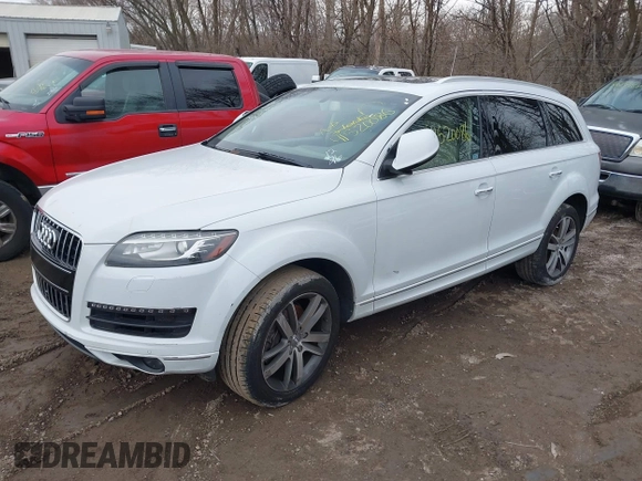 2013 Audi Q7 3.0T Premium Plus with VIN WA1LGAFE1DD004407, listed as a IAAI auction lot 41520086 with 196,557 mi miles. Bid and sale history available at carsss.com. Image 2.