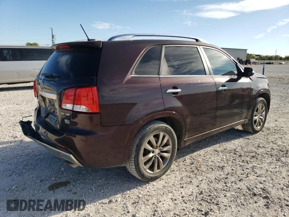 2011 Kia Sorento SX with VIN 5XYKW4A21BG122698, listed as a Copart auction lot 82316704 with 191,579 mi miles and Salvage Title. Bid and sale history available at carsss.com. Image 3.