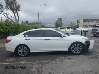 2014 Honda Accord Sedan Sport with VIN 1HGCR2F51EA068845, listed as a IAAI auction lot 41885619 with 201,542 mi miles. Bid and sale history available at carsss.com. Image 13.