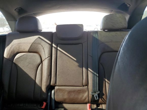 2013 Audi Q5 Prestige с VIN WA1WGAFP1DA022499, выставлен на аукционе Copart как лот 49695985 с пробегом 193 070 миль миль и Списание • Salvage title. История ставок и продаж доступна на DreamBid. Изображение 10.