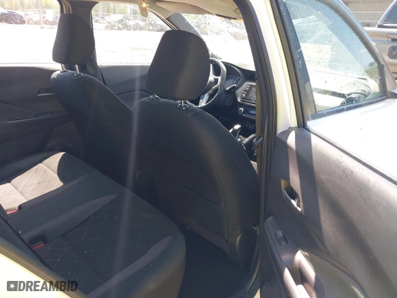 2019 Nissan Kicks S with VIN 3N1CP5CU2KL497873, listed as a IAAI auction lot 41859997 with 67,793 mi miles. Bid and sale history available at carsss.com. Image 8.