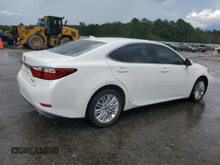 2015 Lexus ES 330 with VIN JTHBK1GG7F2195926, listed as a Copart auction lot 59772945 with 160,213 mi miles and Salvage title. Bid and sale history available at DreamBid. Image 3.