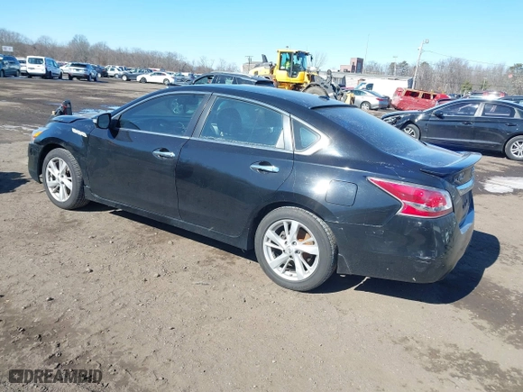 2014 Nissan Altima 2.5 SV with VIN 1N4AL3AP8EC415930, listed as a IAAI auction lot 41640887 with 269,232 mi miles. Bid and sale history available at carsss.com. Image 3.