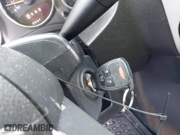 2017 Jeep Compass Latitude с VIN 1C4NJDEBXHD100521, выставлен на аукционе IAAI как лот 40924755 с пробегом 94 505 миль миль и . История ставок и продаж доступна на DreamBid. Изображение 11.