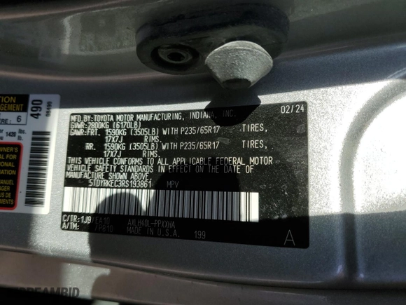 2024 Toyota Sienna XLE with VIN 5TDYRKEC3RS193861, listed as a Copart auction lot 50243375 with 18,630 mi miles and Salvage Title. Bid and sale history available at carsss.com. Image 13.