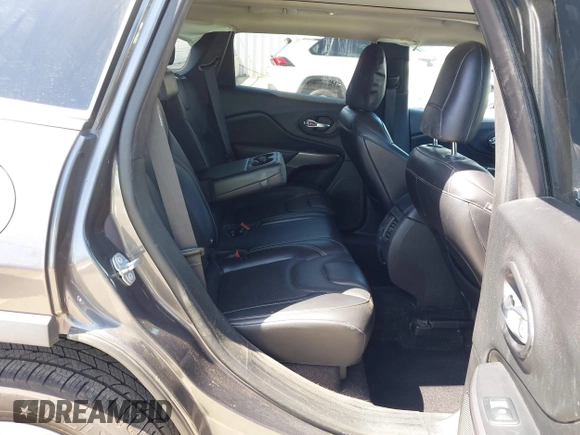 2019 Jeep Cherokee Limited with VIN 1C4PJMDX7KD167722, listed as a IAAI auction lot 42354242 with 68,775 mi miles and . Bid and sale history available at DreamBid. Image 8.