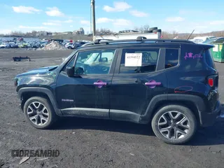 2017 Jeep Renegade Altitude z VIN ZACCJBBH3HPF09594, wystawiony jako IAAI lot #41594122 z przebiegiem 63 309 mil mil oraz . Historia ofert i sprzedaży dostępna na DreamBid. Obrazek 14.