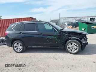 2016 BMW X5 xDrive35i z VIN 5UXKR0C56G0S85219, wystawiony jako IAAI lot #42213603 z przebiegiem 86 959 mil mil oraz . Historia ofert i sprzedaży dostępna na DreamBid. Obrazek 14.