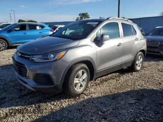 2020 Chevrolet Trax LT z VIN 3GNCJLSB7LL321218, wystawiony jako Copart lot #79774344 z przebiegiem Nie podano mil oraz Szkody całkowita. Historia ofert i sprzedaży dostępna na DreamBid. Obrazek 1.