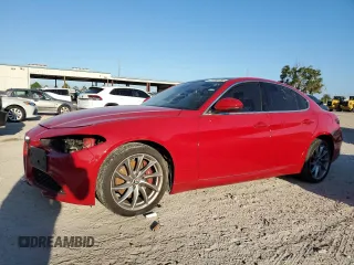 2018 Alfa Romeo Giulia with VIN ZARFAEDN1J7589312, listed as a Copart auction lot 72758754 with 82,946 mi miles and Clean Title. Bid and sale history available at carsss.com. Image 1.