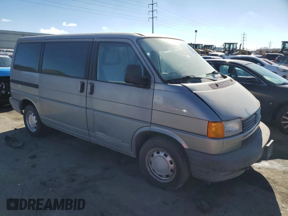 1993 Volkswagen EuroVan с VIN WV2HD0705PH059541, выставлен на аукционе Copart как лот 88357745 с пробегом 88 905 миль миль и Чистый • Clean title. История ставок и продаж доступна на DreamBid. Изображение 4.
