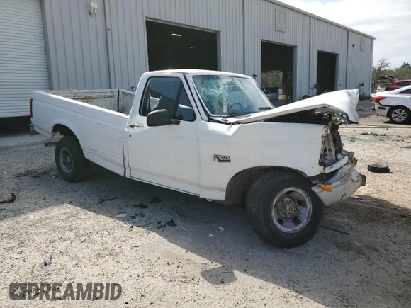 1996 Ford F-150 Special with VIN 1FTEF15Y8TLA13025, listed as a Copart auction lot 45472045 with 0 mi miles and Salvage Title. Bid and sale history available at carsss.com. Image 4.