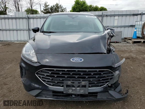 2021 Ford Escape SE с VIN 1FMCU9G6XMUA10660, выставлен на аукционе Copart как лот 58656115 с пробегом 67 723 миль миль и Списание • Salvage title. История ставок и продаж доступна на DreamBid. Изображение 5.