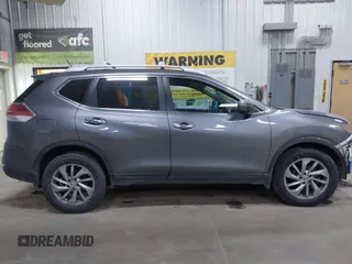 2015 Nissan Rogue SV with VIN 5N1AT2MV8FC846568, listed as a IAAI auction lot 41665072 with 105,841 mi miles. Bid and sale history available at carsss.com. Image 14.