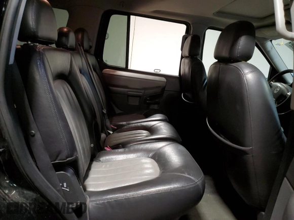 2004 Mercury Mountaineer Convenience z VIN 4M2ZU86W74ZJ45747, wystawiony jako Copart lot #45710115 z przebiegiem 140 798 mil mil oraz Szkoda całkowita • Salvage title. Historia ofert i sprzedaży dostępna na DreamBid. Obrazek 11.