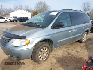 2006 Chrysler Town & Country LWB Touring with VIN 2A4GP54L56R651824, listed as a IAAI auction lot 41613064 with 245,645 mi miles. Bid and sale history available at carsss.com. Image 2.