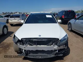 2017 Mercedes-Benz C 300 with VIN 55SWF4JB5HU230712, listed as a IAAI auction lot 41951843 with 113,736 mi miles and . Bid and sale history available at carsss.com. Image 13.
