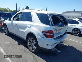 2011 Mercedes-Benz M 350 with VIN 4JGBB5GB1BA682936, listed as a IAAI auction lot 42711424 with 198,762 mi miles and . Bid and sale history available at DreamBid. Image 3.