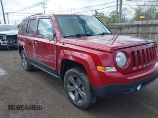 2015 Jeep Patriot High Altitude с VIN 1C4NJRFB6FD143438, выставлен на аукционе IAAI как лот 42192902 с пробегом 64 069 миль миль и . История ставок и продаж доступна на DreamBid. Изображение 1.