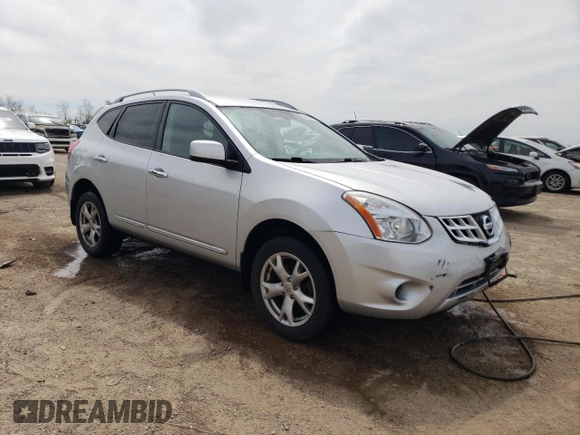 2011 Nissan Rogue S z VIN JN8AS5MT2BW562406, wystawiony jako Copart lot #54988055 z przebiegiem 156 488 mil mil oraz Szkoda całkowita • Salvage title. Historia ofert i sprzedaży dostępna na DreamBid. Obrazek 4.