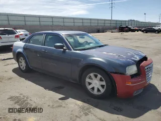 2005 Chrysler 300 with VIN 2C3JA53G05H578436, listed as a Copart auction lot 54455835 with 308,609 mi miles and Clean Title. Bid and sale history available at carsss.com. Image 4.