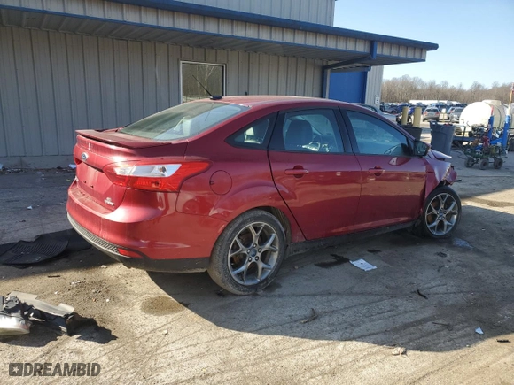 2013 Ford Focus SE with VIN 1FADP3F28DL270255, listed as a Copart auction lot 48041655 with 180,263 mi miles and Salvage Title. Bid and sale history available at carsss.com. Image 3.