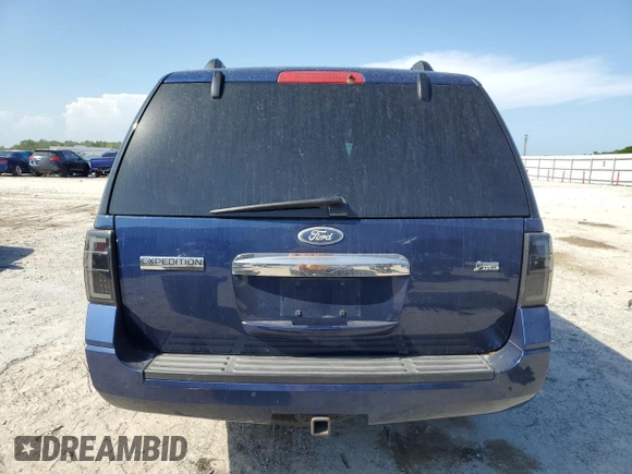 2011 Ford Expedition XLT z VIN 1FMJU1H58BEF05171, wystawiony jako Copart lot #50870025 z przebiegiem 189 661 mil mil oraz Szkoda całkowita • Salvage title. Historia ofert i sprzedaży dostępna na DreamBid. Obrazek 6.