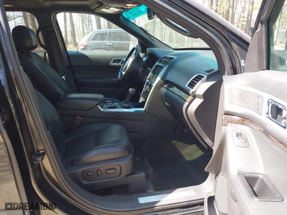 2013 Ford Explorer Limited with VIN 1FM5K8F85DGA00788, listed as a IAAI auction lot 41913928 with 174,794 mi miles. Bid and sale history available at carsss.com. Image 5.