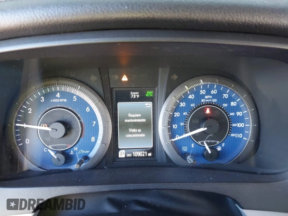 2018 Toyota Sienna XLE Auto Access Seat with VIN 5TDYZ3DC9JS960124, listed as a IAAI auction lot 41674758 with 109,021 mi miles. Bid and sale history available at carsss.com. Image 7.
