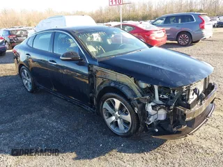 2019 Kia Optima LX with VIN 5XXGT4L37KG368275, listed as a IAAI auction lot 41633444 with 81,136 mi miles. Bid and sale history available at carsss.com. Image 1.