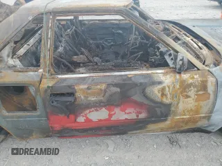 1986 Toyota MR2 z VIN JT2AW15CXG0066425, wystawiony jako Copart lot #74560234 z przebiegiem Nie podano mil oraz Nie do naprawy. Historia ofert i sprzedaży dostępna na DreamBid. Obrazek 10.