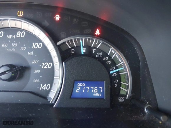 2014 Toyota Camry L with VIN 4T1BF1FK7EU354731, listed as a IAAI auction lot 41900006 with 217,767 mi miles. Bid and sale history available at carsss.com. Image 15.