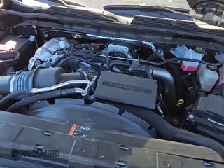 2024 Chevrolet Silverado 3500HD LT с VIN 1GC4YTEY0RF395947, выставлен на аукционе Copart как лот 76929794 с пробегом 14 043 миль миль и Чистый • Clean title. История ставок и продаж доступна на DreamBid. Изображение 13.