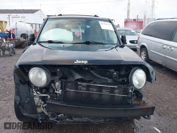 2007 Jeep Patriot Sport with VIN 1J8FF28W67D302353, listed as a IAAI auction lot 41191742 with 181,708 mi miles and . Bid and sale history available at DreamBid. Image 13.