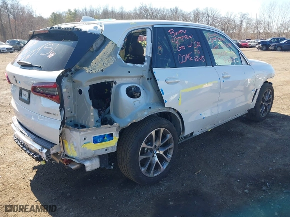 2021 BMW X5 xDrive40i with VIN 5UXCR6C03M9F54928, listed as a IAAI auction lot 41649339 with 45,244 mi miles. Bid and sale history available at carsss.com. Image 4.