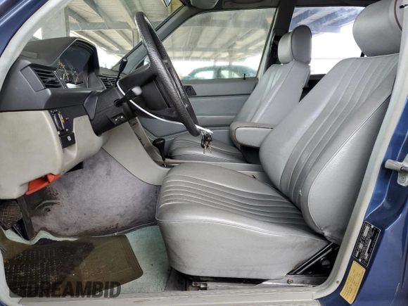 1987 Mercedes-Benz 300 with VIN WDBEB33D3HA355359, listed as a Copart auction lot 49532285 with 145,899 mi miles and Clean Title. Bid and sale history available at DreamBid. Image 7.