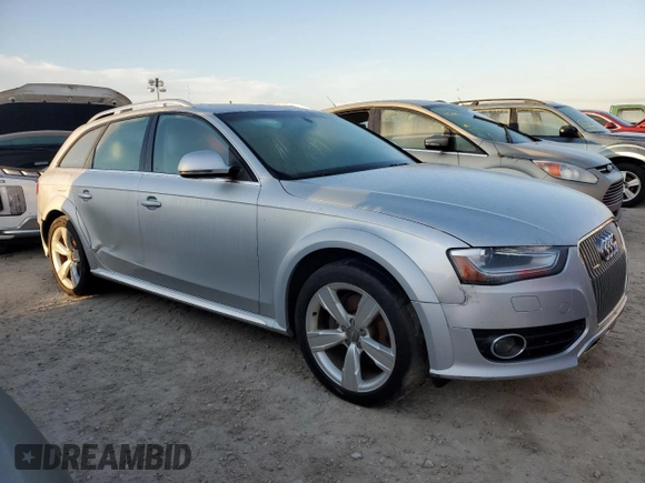2013 Audi allroad Premium Plus with VIN WA1UFAFL6DA202696, listed as a Copart auction lot 76095844 with 0 mi miles and Salvage Title. Bid and sale history available at carsss.com. Image 4.