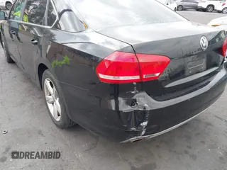 2012 Volkswagen Passat SE с VIN 1VWBP7A37CC095307, выставлен на аукционе IAAI как лот 42123857 с пробегом 140 041 миль миль и . История ставок и продаж доступна на DreamBid. Изображение 13.