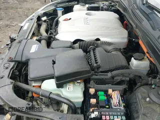 2015 Hyundai Sonata z VIN KMHEC4A47FA139126, wystawiony jako IAAI lot #42398403 z przebiegiem 92 085 mil mil oraz . Historia ofert i sprzedaży dostępna na DreamBid. Obrazek 20.