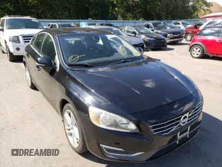 2015 Volvo S60 T5 Premier with VIN YV1612TB5F1312389, listed as a Copart auction lot 61200192 with 81,077 mi miles. Bid and sale history available at carsss.com. Image 1.