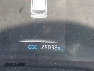 2024 Toyota Sienna LE z VIN 5TDKRKEC0RS203462, wystawiony jako IAAI lot #42240548 z przebiegiem 28 038 mil mil oraz . Historia ofert i sprzedaży dostępna na DreamBid. Obrazek 15.
