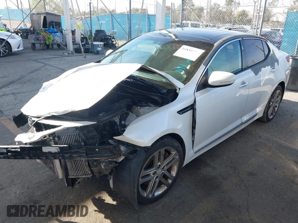 2013 Kia Optima SX with VIN 5XXGR4A62DG175031, listed as a IAAI auction lot 41835113 with 186,084 mi miles. Bid and sale history available at carsss.com. Image 2.