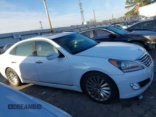 2014 Hyundai Equus Signature with VIN KMHGH4JH2EU083333, listed as a IAAI auction lot 41456178 with 111,929 mi miles and . Bid and sale history available at DreamBid. Image 12.