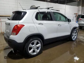 2016 Chevrolet Trax LTZ with VIN KL7CJRSB2GB525473, listed as a Copart auction lot 46880995 with 102,453 mi miles and Salvage Title. Bid and sale history available at carsss.com. Image 3.
